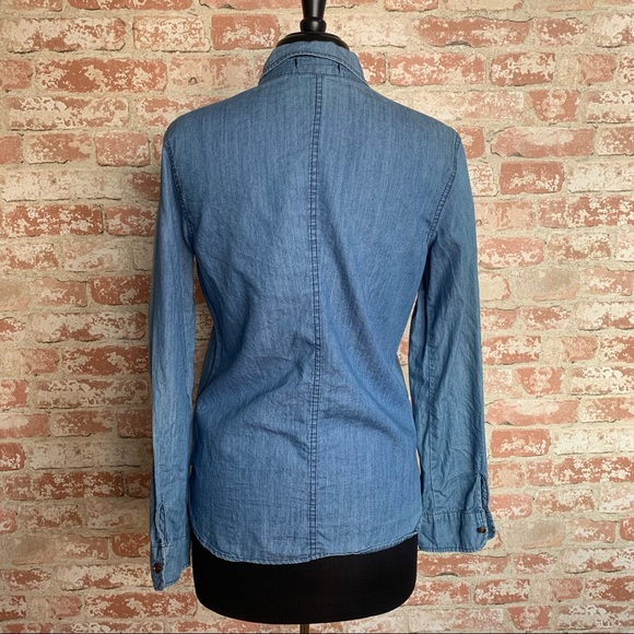 Sanctuary Chambray Shirt Womens Size M Button Front Long Sleeve Blue - Picture 6 of 8